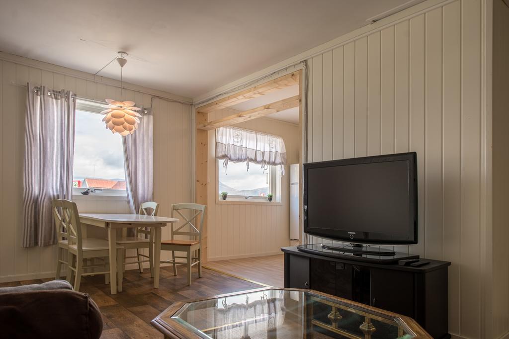 Aurora Harbour House Villa Lodingen Exterior photo
